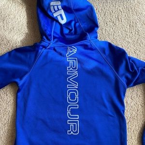 Boys Under Armour pullover hoodie sweatshirt size M